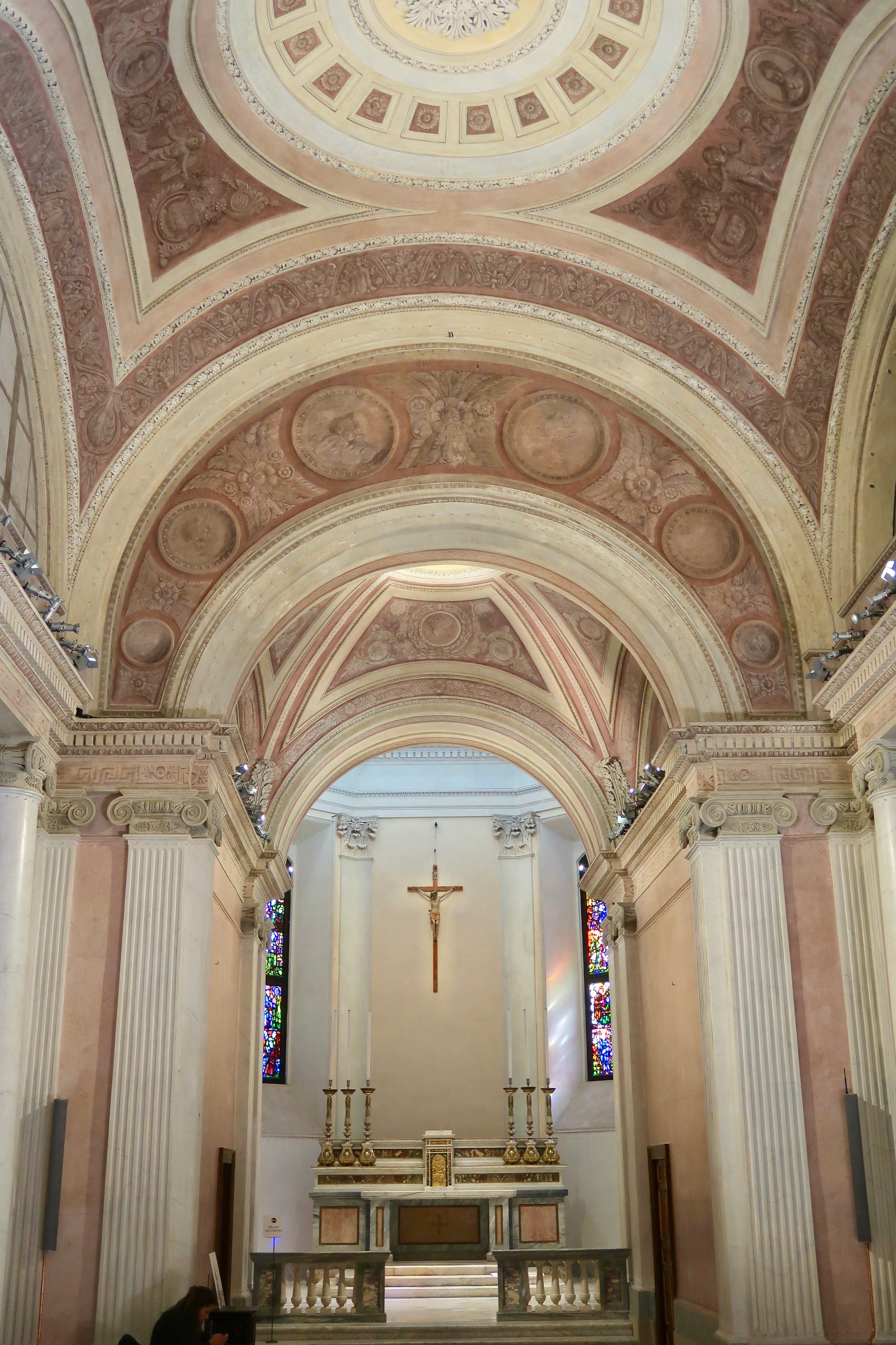Mailand: der Altar in der San Gottardo Kirche im Dom Museum
